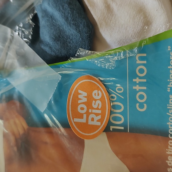 Fruit of Loom Ladies 5 pack hipster panties, new - Picture 4 of 4